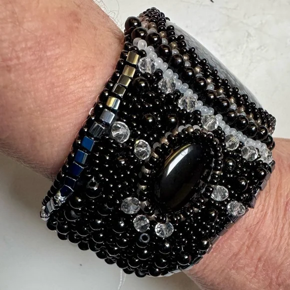 Artisan Vintage Genuine Agate~Obsidian Black Onyx Jet Bead cuff~Leather lined